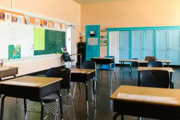 Absence ve škole mezi znevýhodněnými žáky v Irsku narůstá, ukázala studie