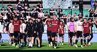 Liga očima fanoušků: Rosického mlha. Boj o lidský život v Ostravě? Jak zvířata v kleci