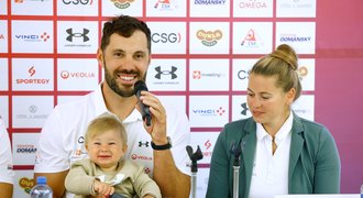 Dostála a Paloudovou zastínil jejich syn Jonatán: Neunavitelná láska