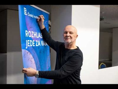 Rozhlas jede za vámi. Aleš Cibulka tentokrát pozval autora hudebního pořadu Haló, Soukup. Haló?