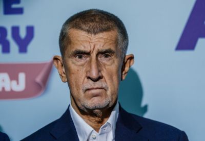 Rusko proti Česku vede hybridní válku, varoval Babiš po slovech polského premiéra