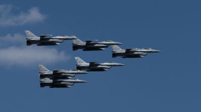 Polské stíhačky v pohotovosti. Nedaleko hranic explodoval dron
