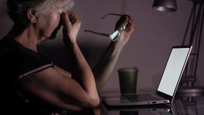 Investice se zhodnotila, je potřeba převést peníze. Podfukáři připravili ženu o statisíce