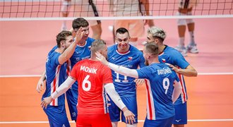 Češi proti gigantům. Ve skupině nezklamali, zázraky však byly daleko. Koho teď do play off?