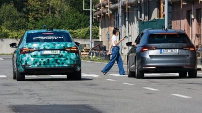 V Ostravě se testoval autonomní provoz, komunikovala spolu vozidla i mobily v kapsách chodců