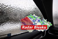 Na Česko se řítí studená fronta. Víkend bude slunečný a pak přijde zlom. Podívejte se, kde zaprší