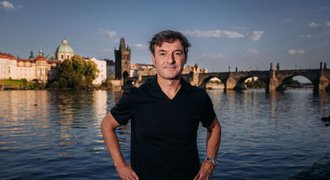 Denia u reprezentace. Proč je přesně tím trenérem, kterého český fotbal potřebuje