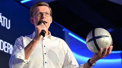 ODS štěpí debata o euru, raději ji odsunula. Zato oživila poplatky u lékaře