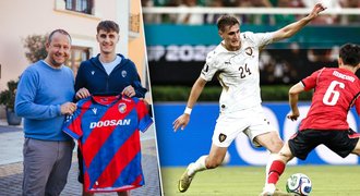 Agent Smejkal o Sojkovi: Saša píše nádherný příběh, podobnost s Jiráčkem. Zůstane v Plzni?
