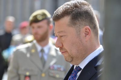 Hanebné! Okamura se přirovnal ke Gabčíkovi s Kubišem, vyrábí z nich předchůdce SPD