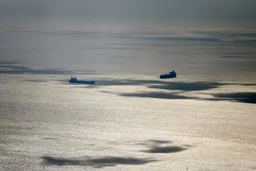 Po vzoru Hormuzu. Úvahy o mýtném v klíčových průlivech sílí