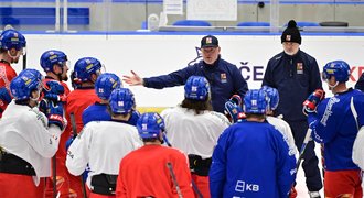 Důležitá debata před MS: koho vzít z finalistů. Kalous ocenil Červenku, jak je na tom Sedlák?