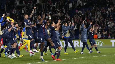 Jako z jiné galaxie. Šílený až chaotický skvost ohromil fotbalový svět