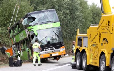 Řidič autobusu Flixbusu děsil cestující. Srazil zvíře, s rozbitým sklem jel dál