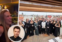 Překvapivý host na Marešově (50) oslavě: Vdova po Hezuckém letěla přes půl světa!