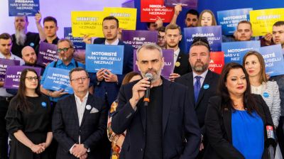 Resign, Šlachta urged two MEPs. He is annoyed that they have left his movement