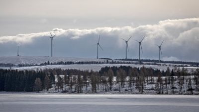Další spor o větrníky. Poslanci budou řešit, kdy je lze považovat za strategicky významnou infrastrukturu