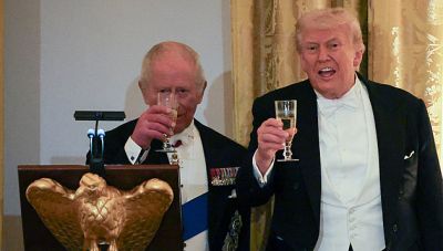 Trump před britským králem poprvé mluvil o Íránu. Řekl, že vojensky vyhrál